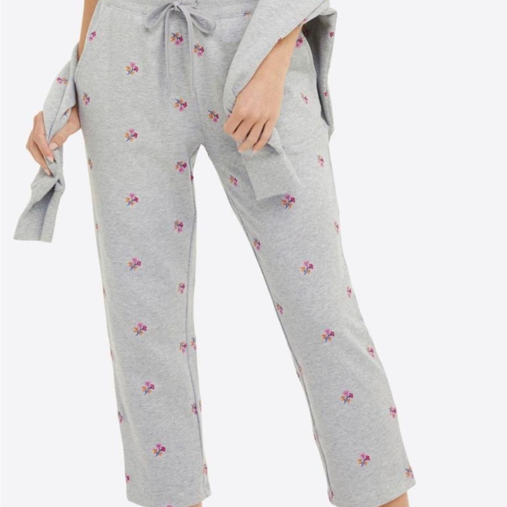 BRAND NEW/TAGS Draper James - Natalie Sweatpants Embroidered Viola - Grey - XS
